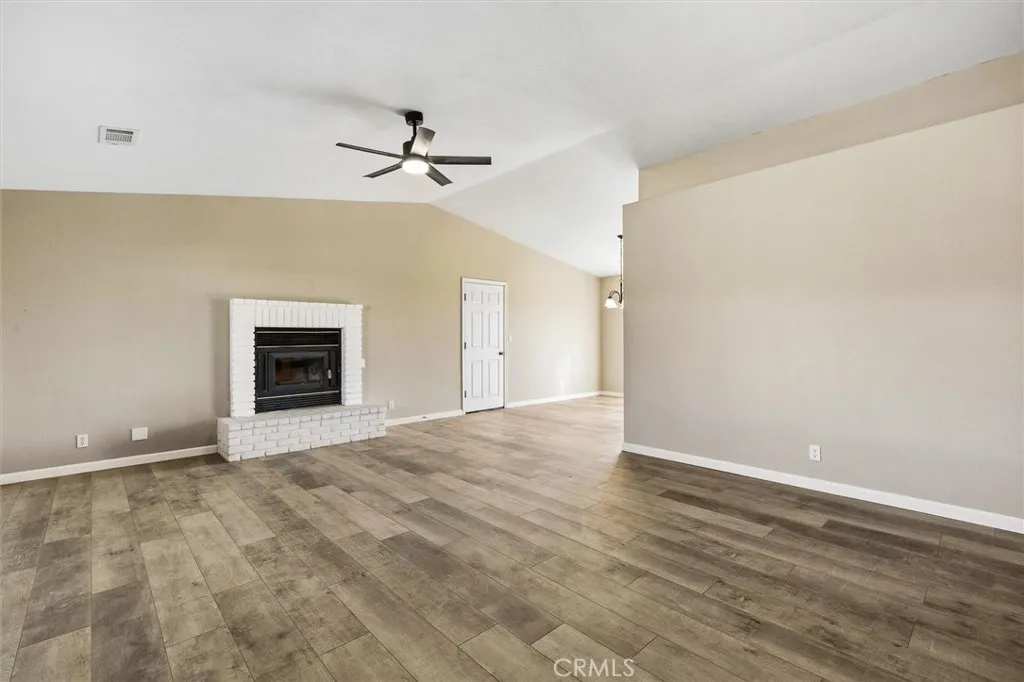 122 Mesa Grande Drive, Shandon, California 93461 home-pic-4