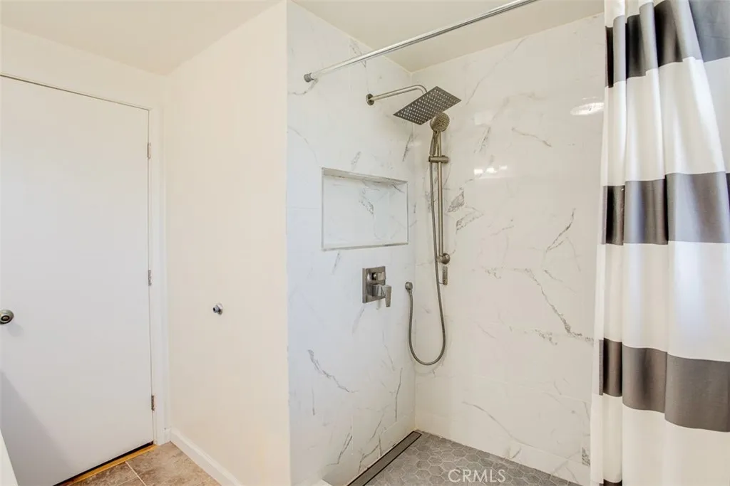 128 W Ghent Street, Glendora, California 91740 home-pic-25
