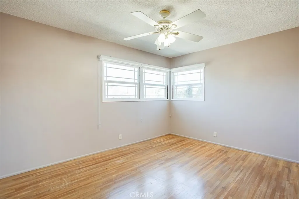 128 W Ghent Street, Glendora, California 91740 home-pic-19