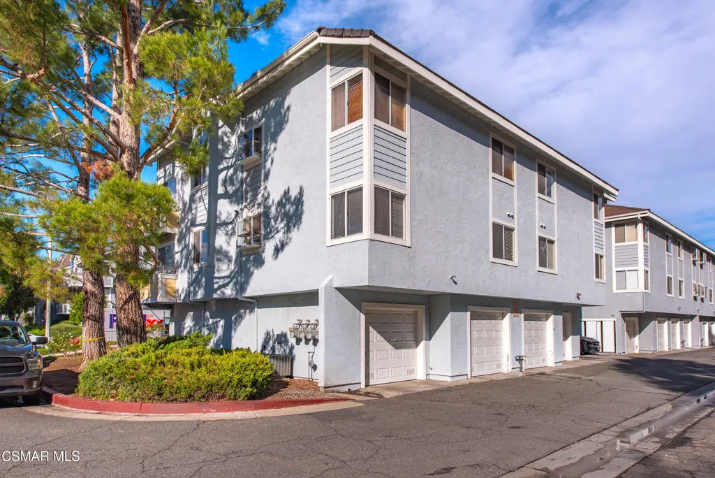 20342 Rue Crevier 613, Canyon Country, California 91351 home-pic-3