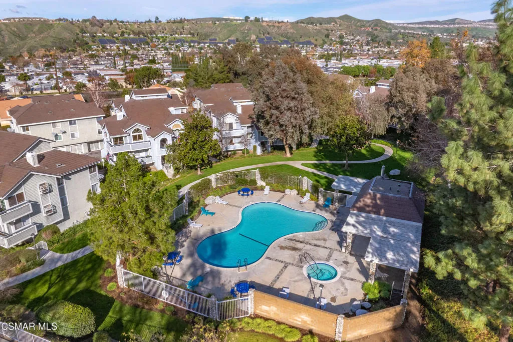 20342 Rue Crevier 613, Canyon Country, California 91351 home-pic-32