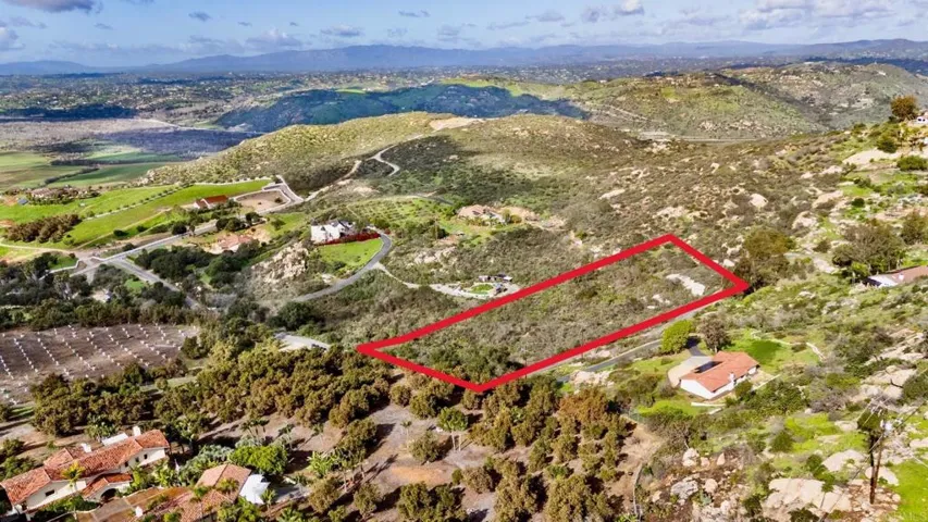 APPROXIMATE LOT LINES