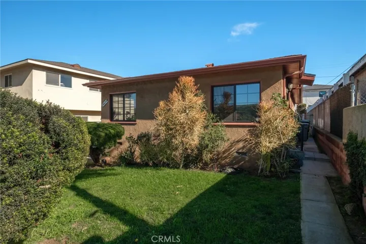 18528 Kingsdale, Redondo Beach, California 90278