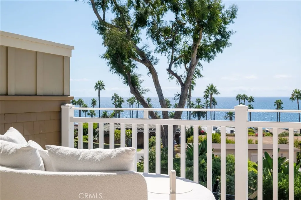 1 Stickley Drive, Laguna Beach, California 92651 home-pic-2