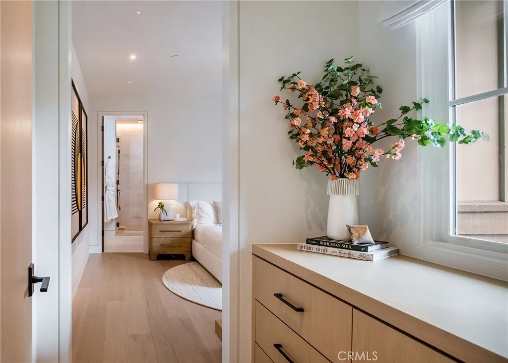 1 Stickley Drive, Laguna Beach, California 92651 home-pic-20