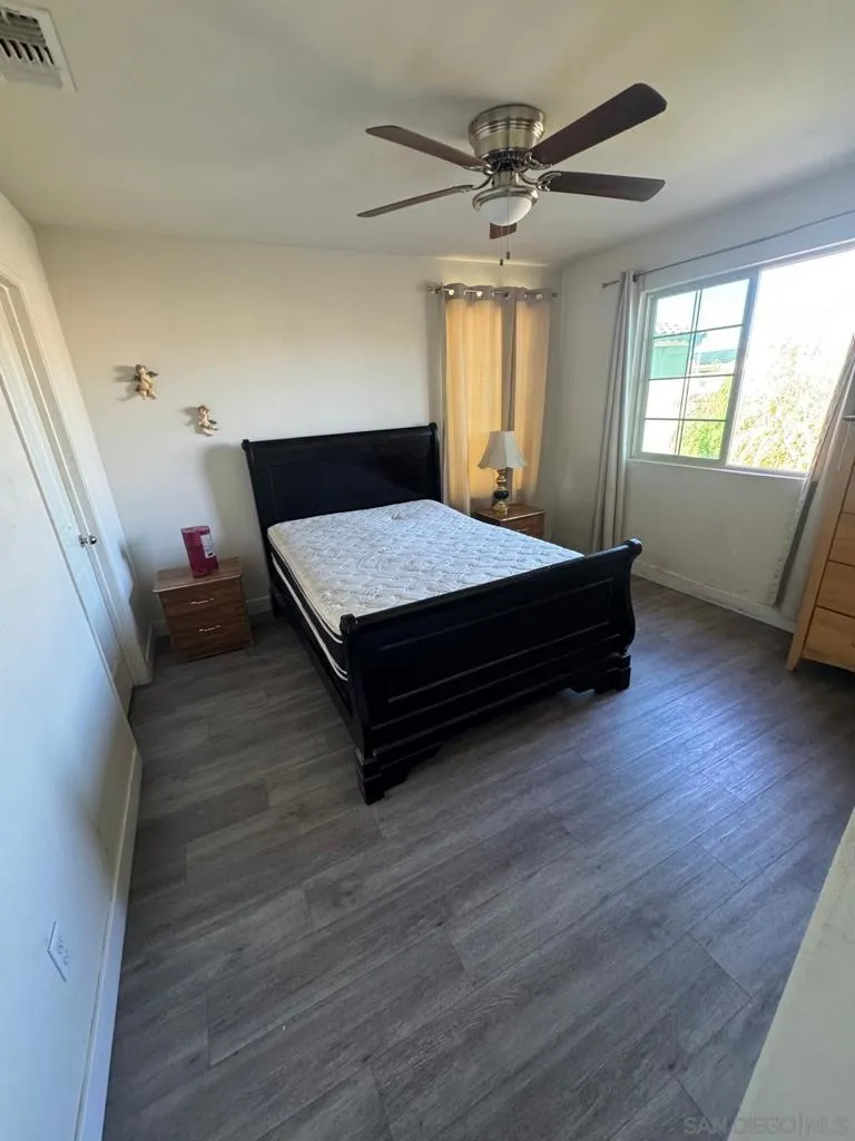1173 Anza Ct, Perris, California 92571 home-pic-18