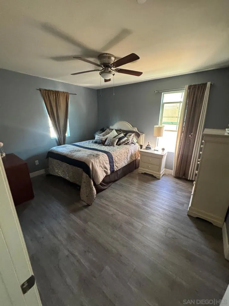 1173 Anza Ct, Perris, California 92571 home-pic-12
