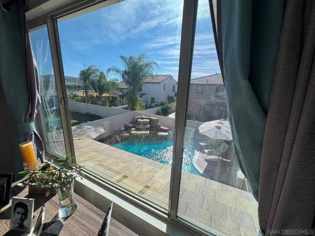 1173 Anza Ct, Perris, California 92571 home-pic-16