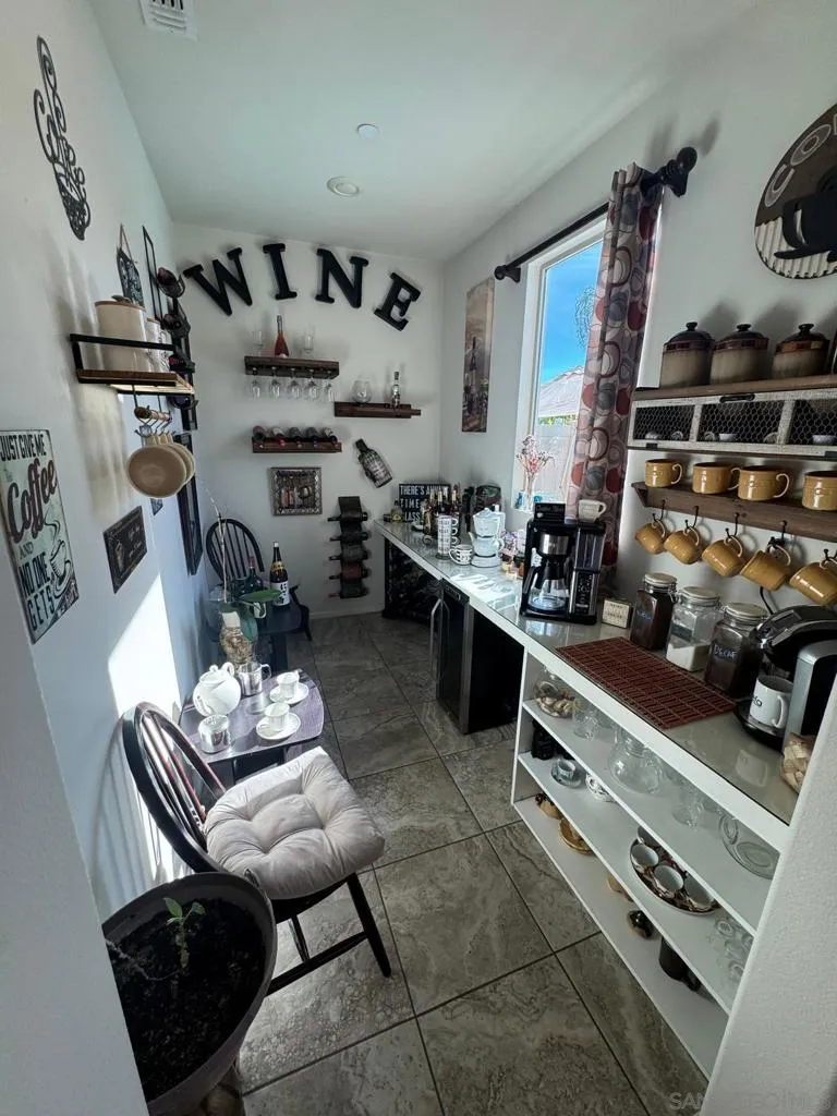 1173 Anza Ct, Perris, California 92571 home-pic-7