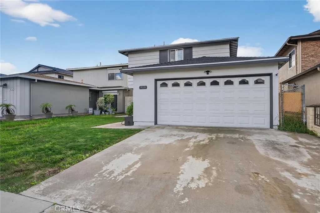 910 E Meadbrook, Carson, California 90746 home-pic-4