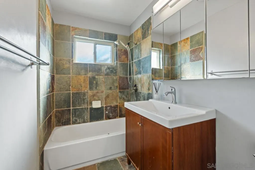 4165 1/2 Mississippi St, San Diego, California 92104 home-pic-12