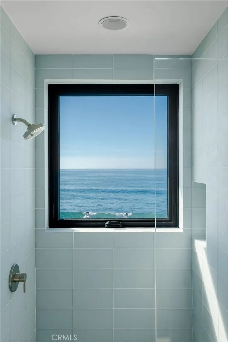 1715 Ocean Way, Laguna Beach, California 92651 home-pic-13