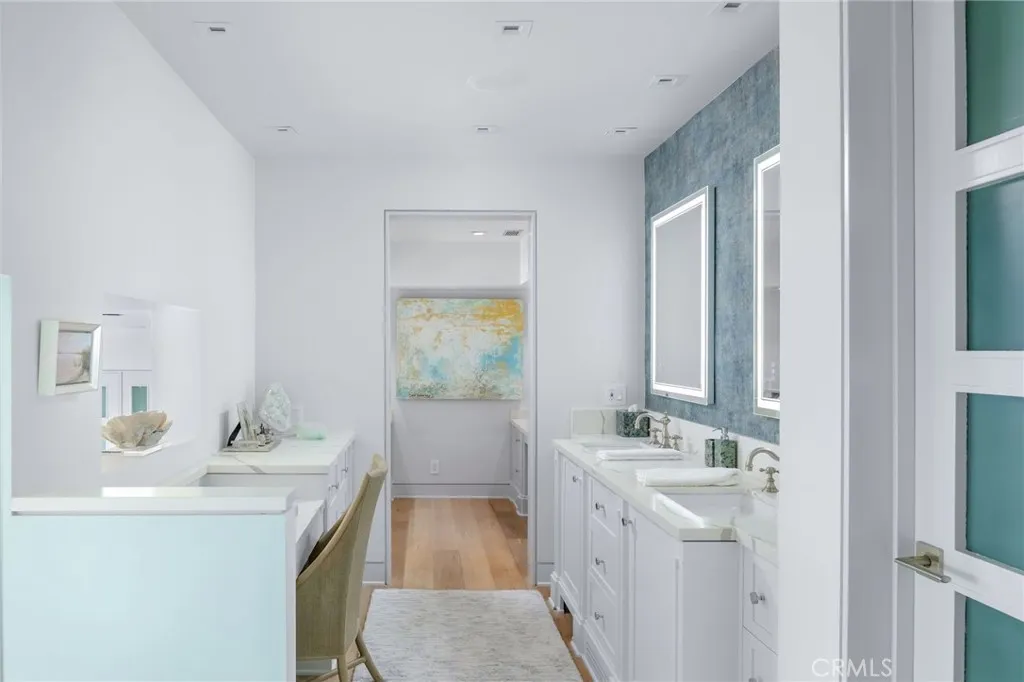 1715 Ocean Way, Laguna Beach, California 92651 home-pic-18