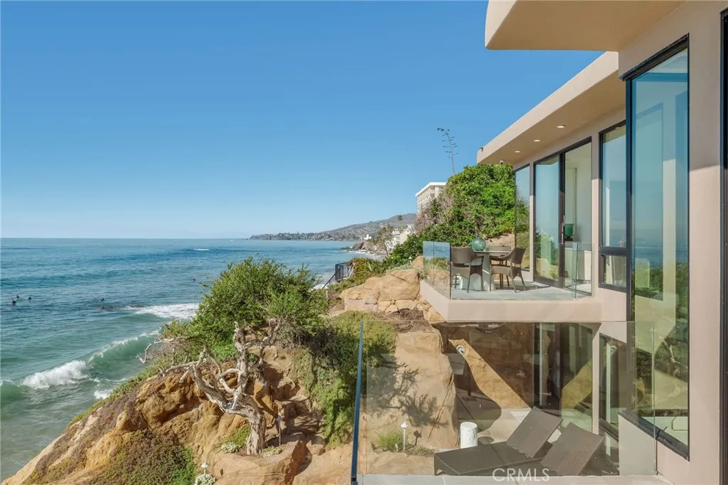 1715 Ocean Way, Laguna Beach, California 92651 home-pic-14