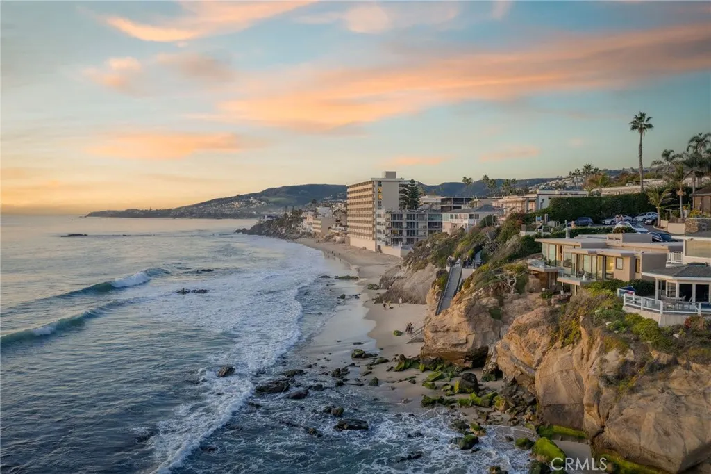 1715 Ocean Way, Laguna Beach, California 92651 home-pic-24