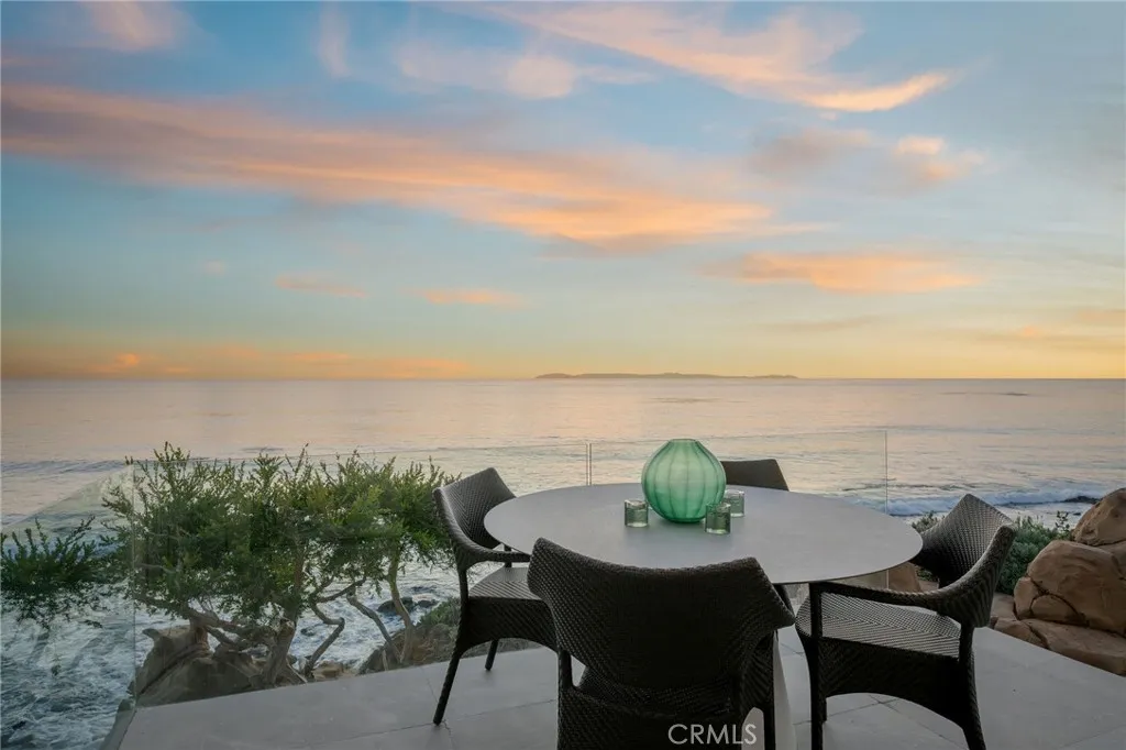 1715 Ocean Way, Laguna Beach, California 92651 home-pic-25