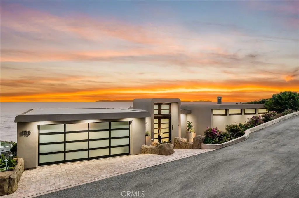 1715 Ocean Way, Laguna Beach, California 92651 home-pic-31