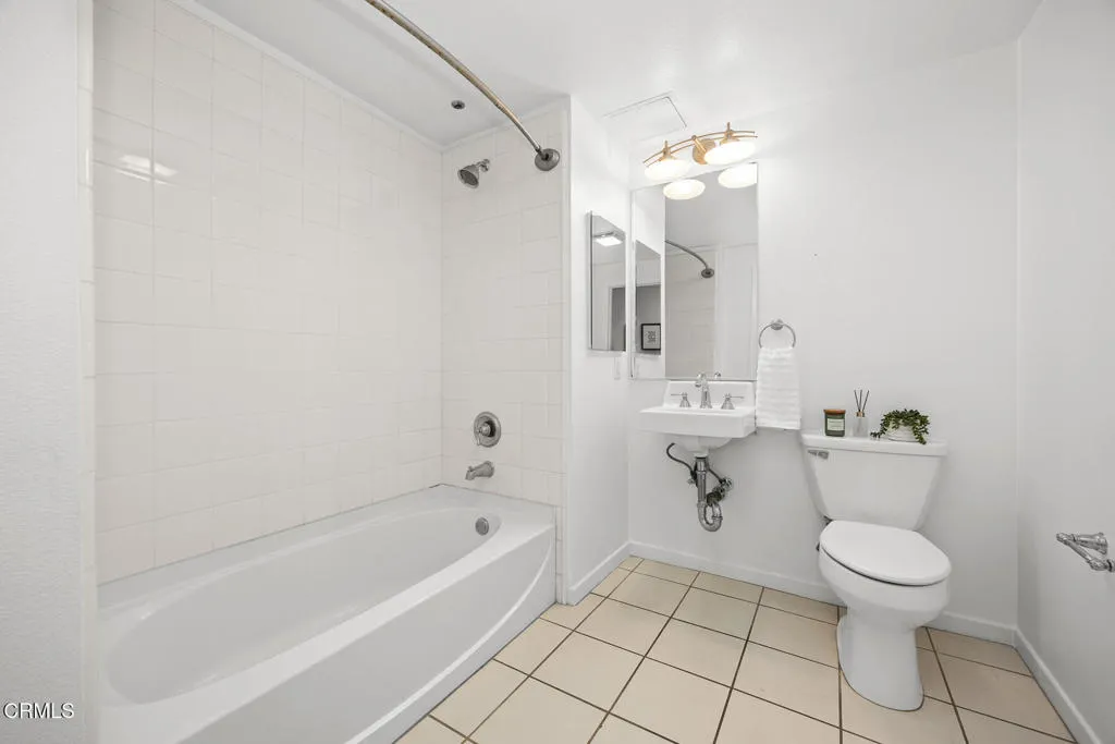 111 S De Lacey Avenue 317, Pasadena, California 91103 home-pic-25