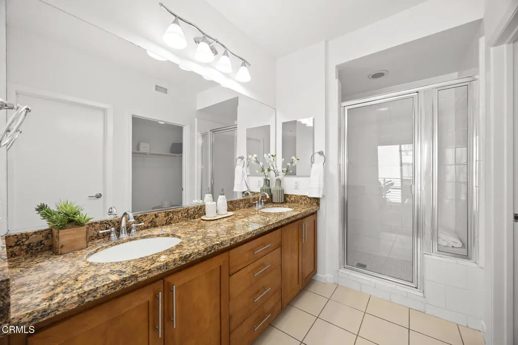 111 S De Lacey Avenue 317, Pasadena, California 91103 home-pic-21