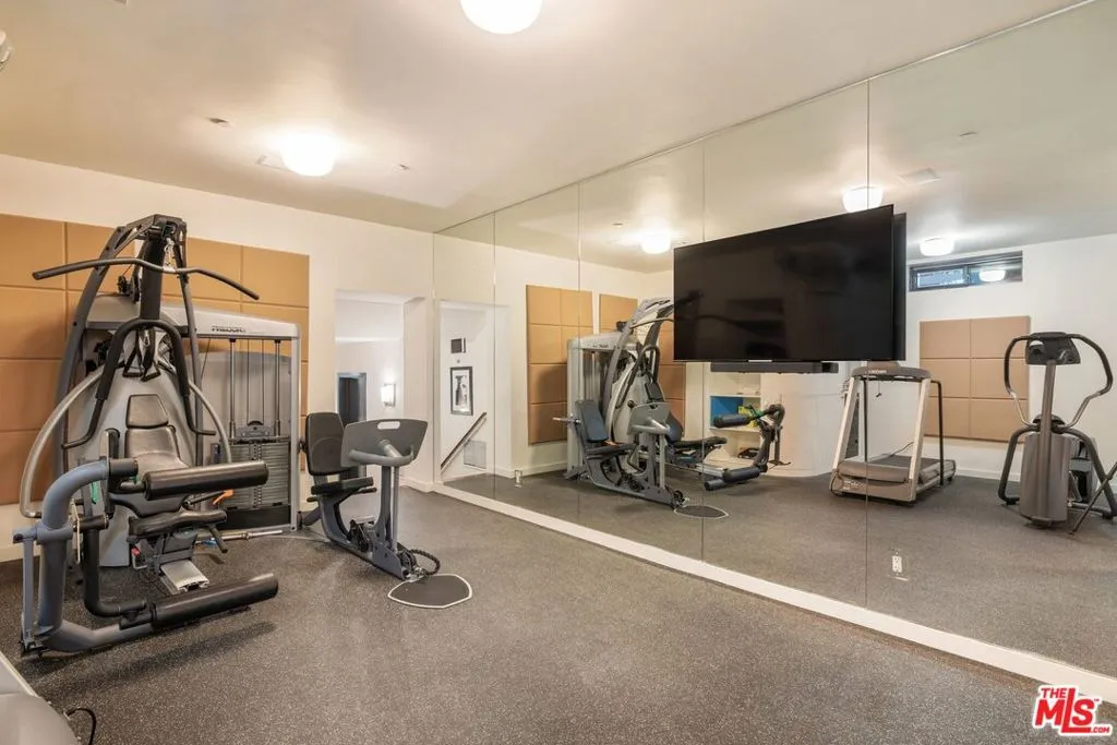 1573 Sunset Plaza Drive, Los Angeles, California 90069 home-pic-54