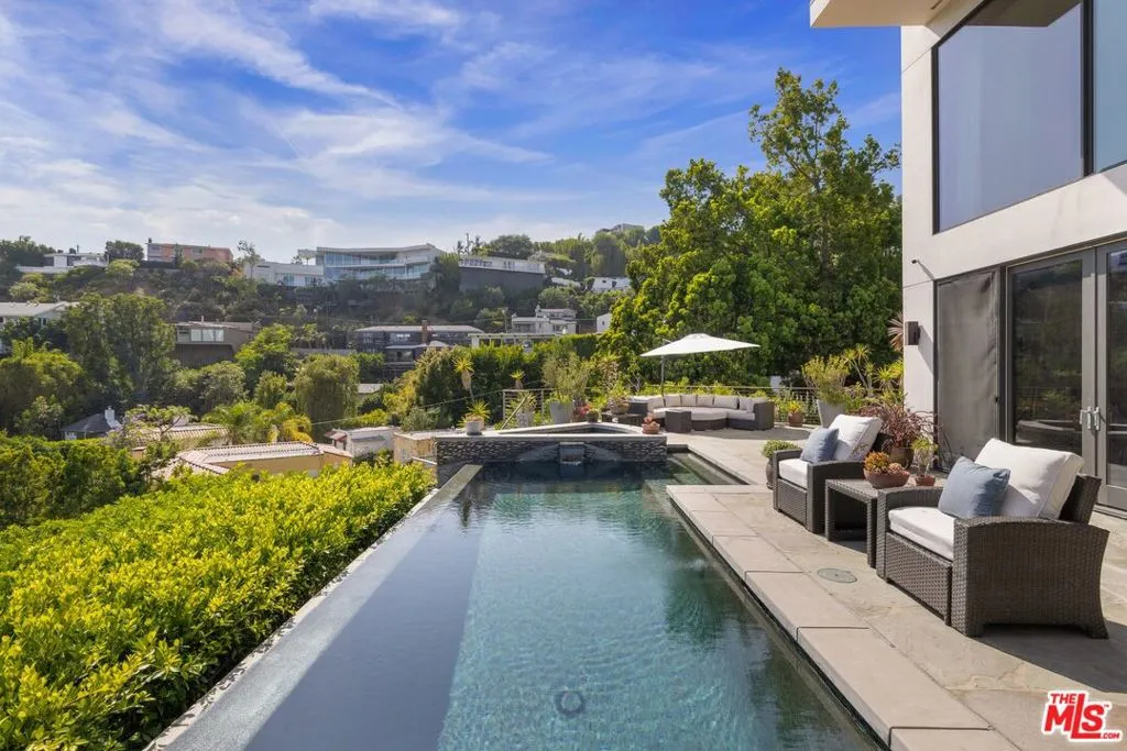 1573 Sunset Plaza Drive, Los Angeles, California 90069 home-pic-44