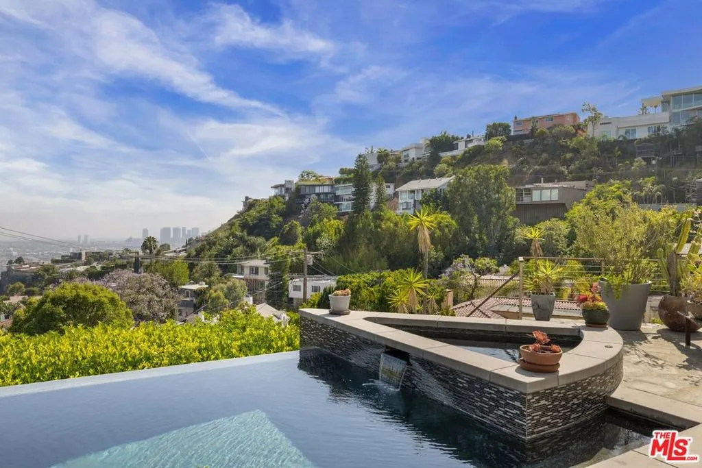 1573 Sunset Plaza Drive, Los Angeles, California 90069 home-pic-47