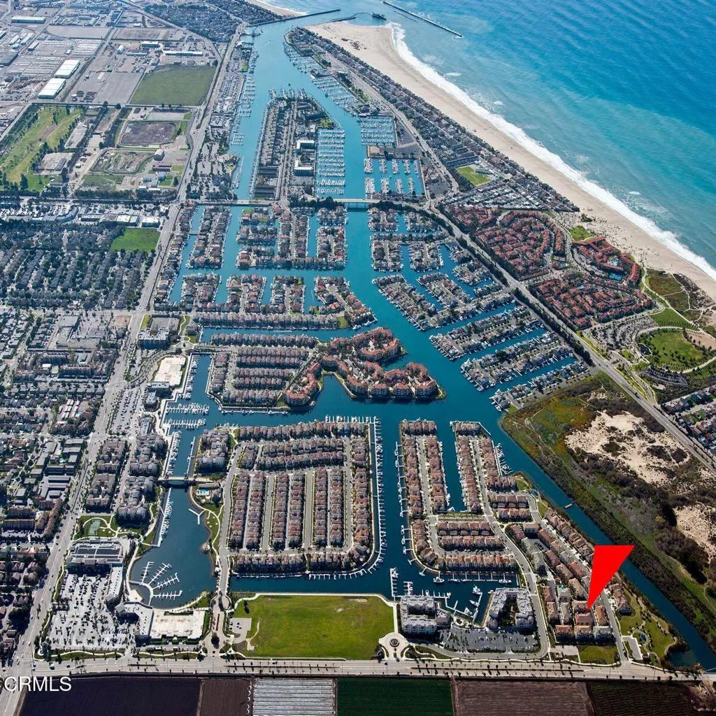 1232 Bayside Circle, Oxnard, California 93035 home-pic-43