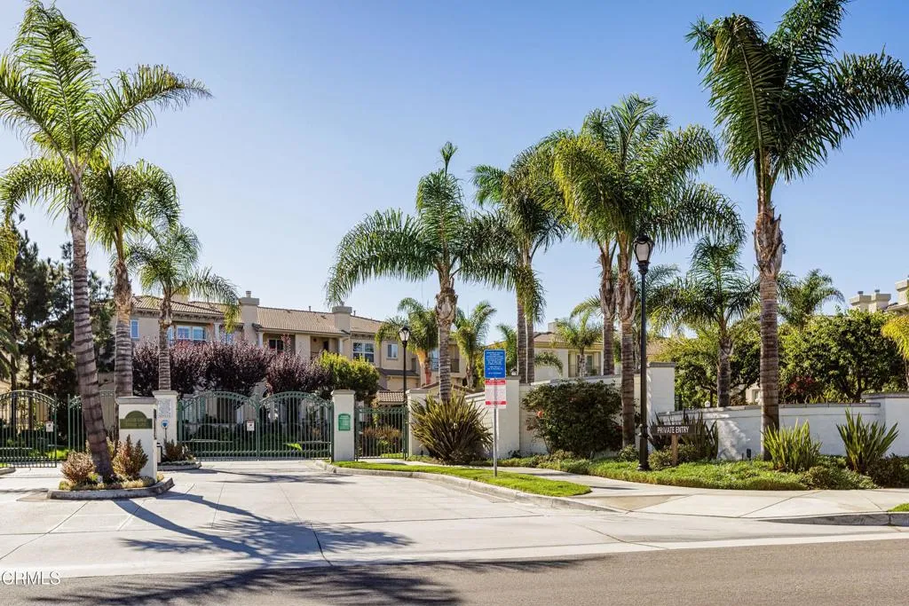 1232 Bayside Circle, Oxnard, California 93035 home-pic-39