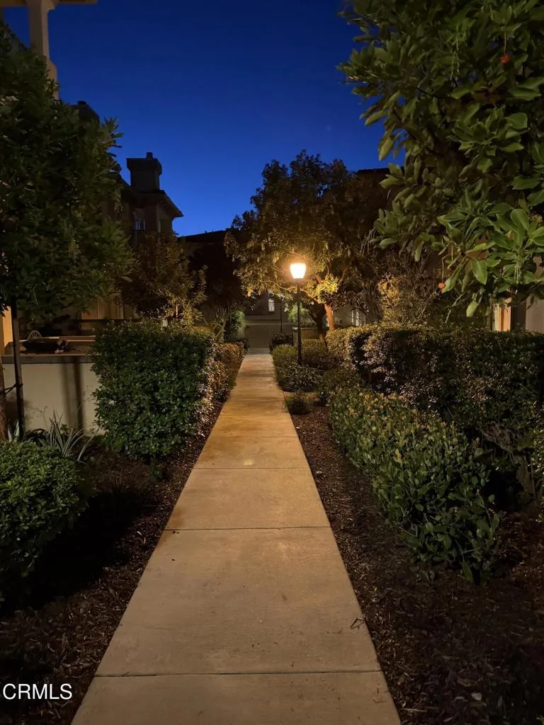 1232 Bayside Circle, Oxnard, California 93035 home-pic-46