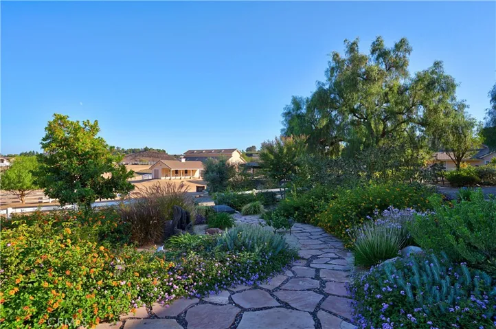 Walk way from 2nd Home to horse areas