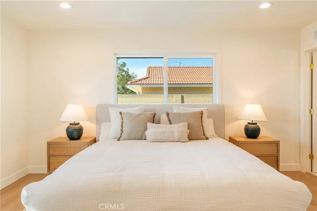 952 Cheyenne, Costa Mesa, California 92626 home-pic-17