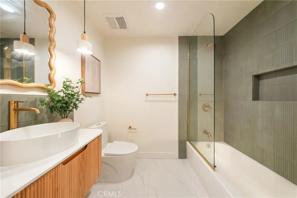952 Cheyenne, Costa Mesa, California 92626 home-pic-15
