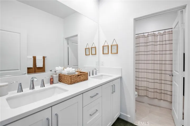 Secondary Bath