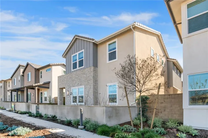 109 Dolores, Irvine, California 92618