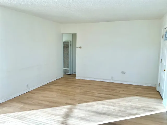 6996 Elm, 29 Palms, California 92277