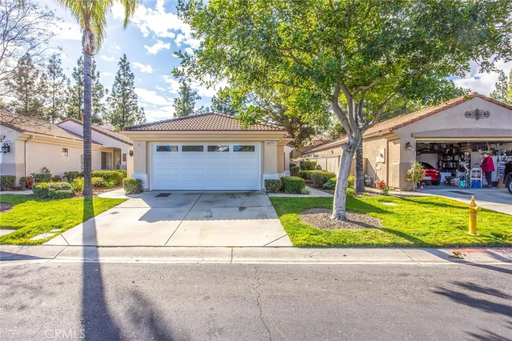 40717 Corte Albara, Murrieta, California 92562 home-pic-2
