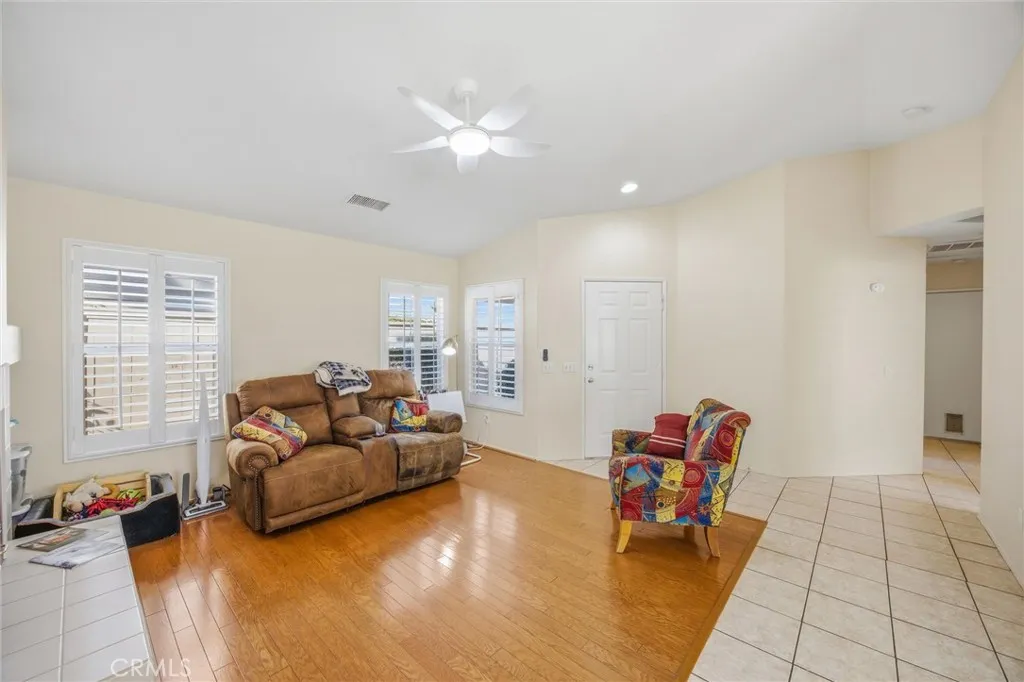 40717 Corte Albara, Murrieta, California 92562 home-pic-13