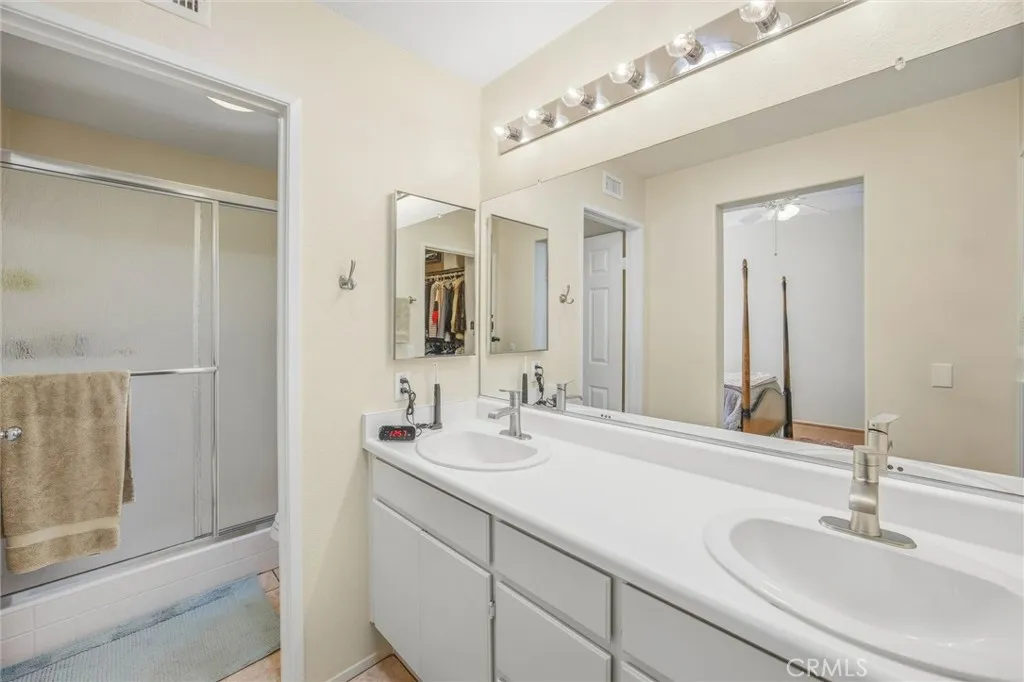 40717 Corte Albara, Murrieta, California 92562 home-pic-22