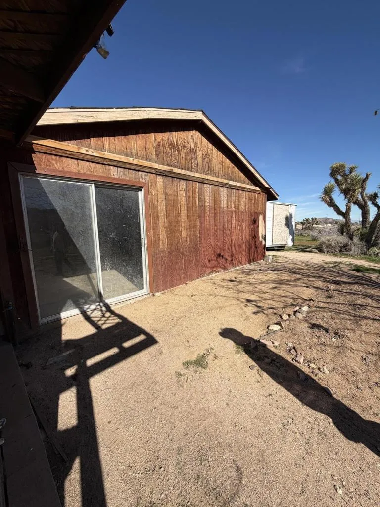 57625 Buena Vista Drive, Yucca Valley, California 92284 home-pic-51
