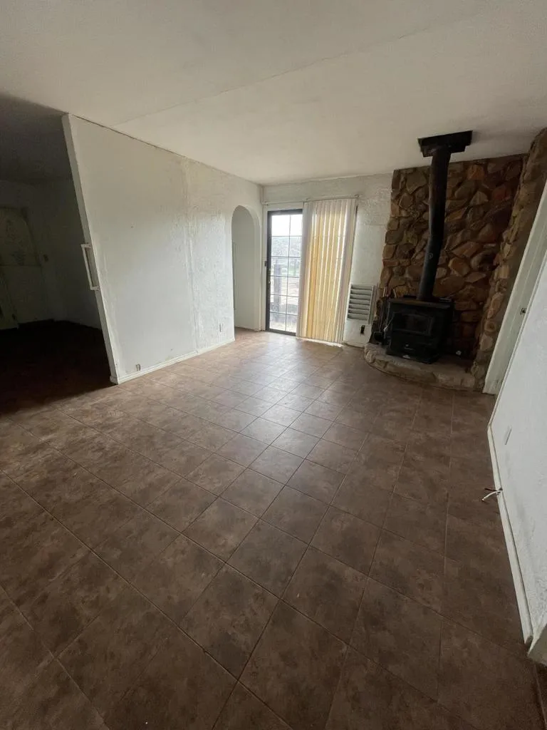 57625 Buena Vista Drive, Yucca Valley, California 92284 home-pic-38