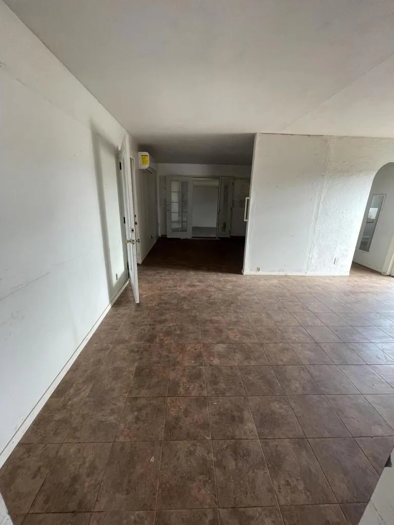 57625 Buena Vista Drive, Yucca Valley, California 92284 home-pic-39