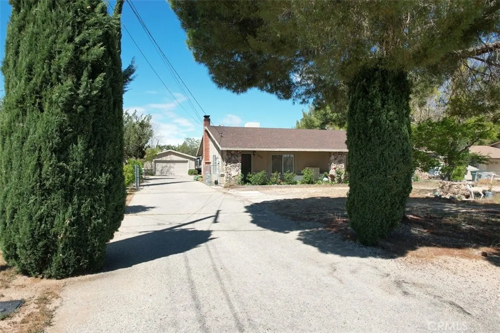 7486 Earhart Avenue, Hesperia, California 92345 home-pic-10