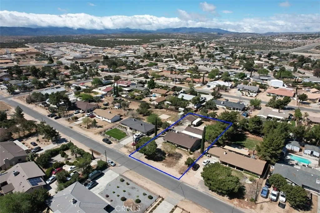 7486 Earhart Avenue, Hesperia, California 92345 home-pic-46