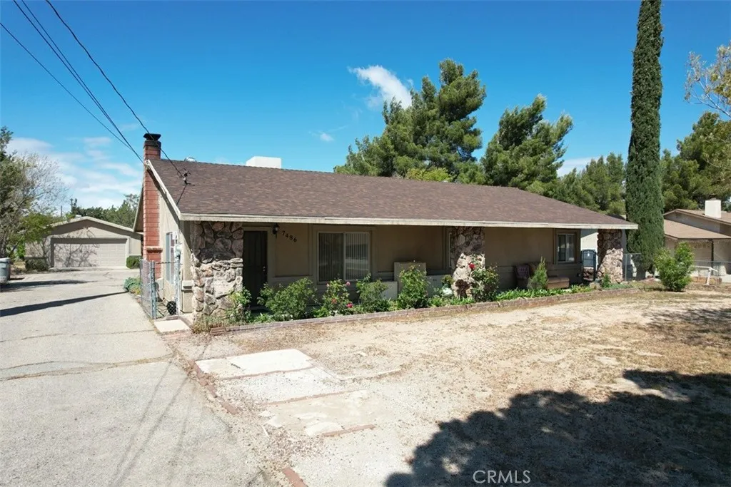 7486 Earhart Avenue, Hesperia, California 92345 home-pic-9