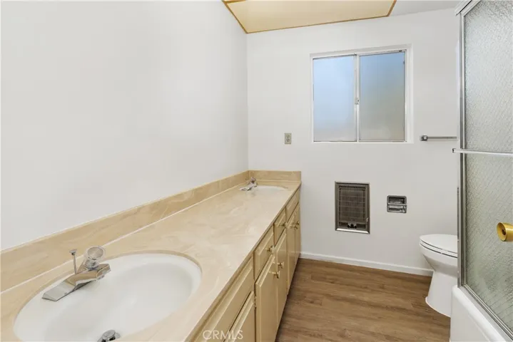 1194 Lyndhurst Drive Nw, Riverside, California 92506
