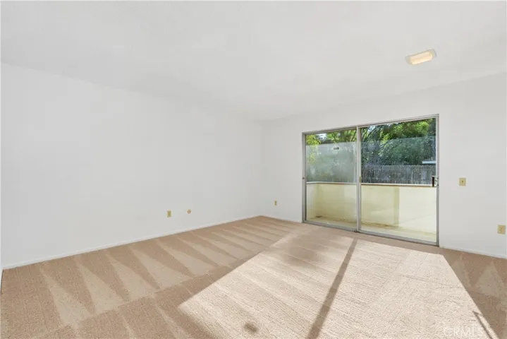 1194 Lyndhurst Drive Nw, Riverside, California 92506