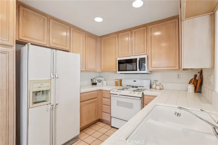 Kitchen - 35 Southwind, Aliso Viejo, CA, 92656