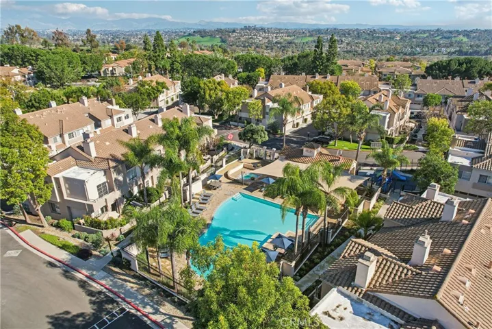 HOA Pool and Spa Community HOA Playground Private Outside Patio - 35 Southwind, Aliso Viejo, CA, 92656