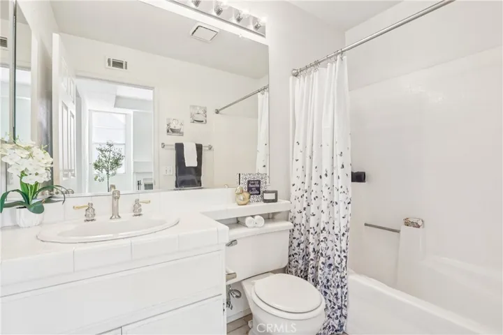 Upstairs Hall Bathroom - 35 Southwind, Aliso Viejo, CA, 92656