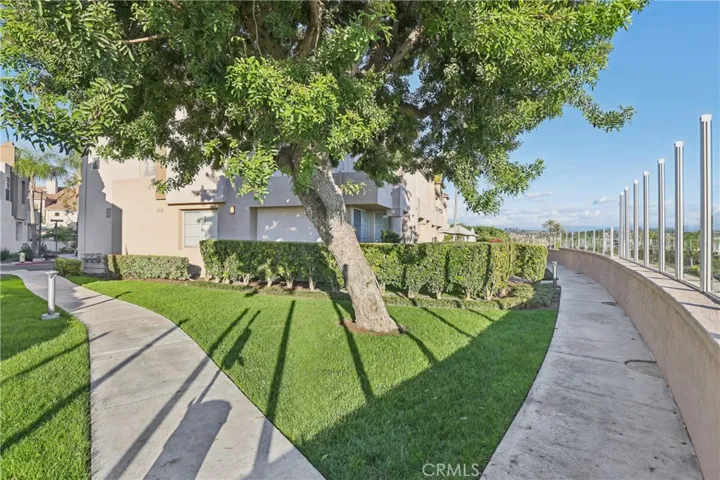 Corner Townhouse Private Outside Patio - 35 Southwind, Aliso Viejo, CA, 92656